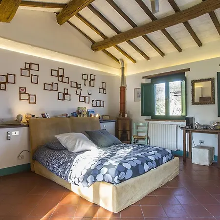Casina Meme Lejlighed Pescia